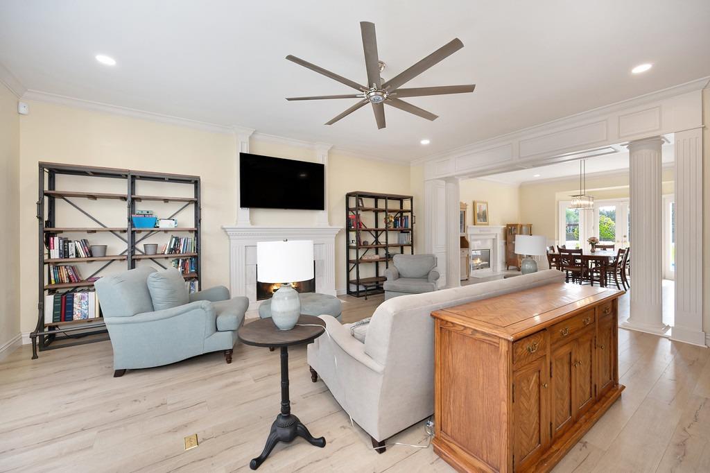 property-img