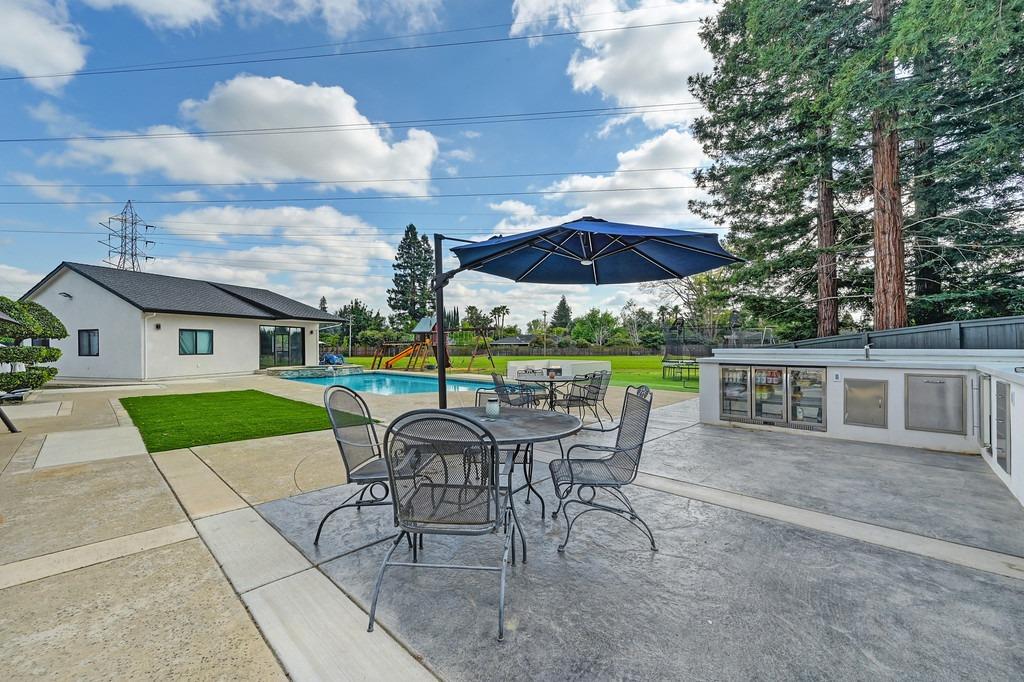 property-img