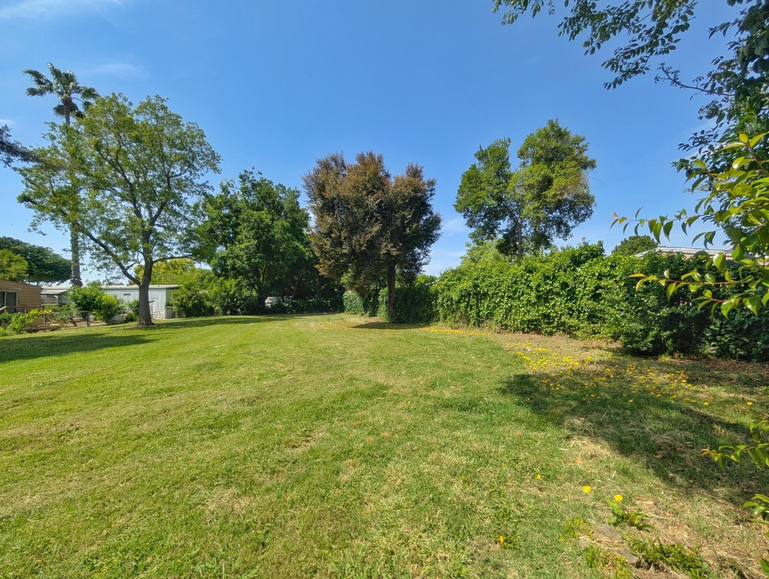 Detail Gallery Image 8 of 67 For 4900 N Hwy 99, Stockton,  CA 95212 - 3 Beds | 2 Baths