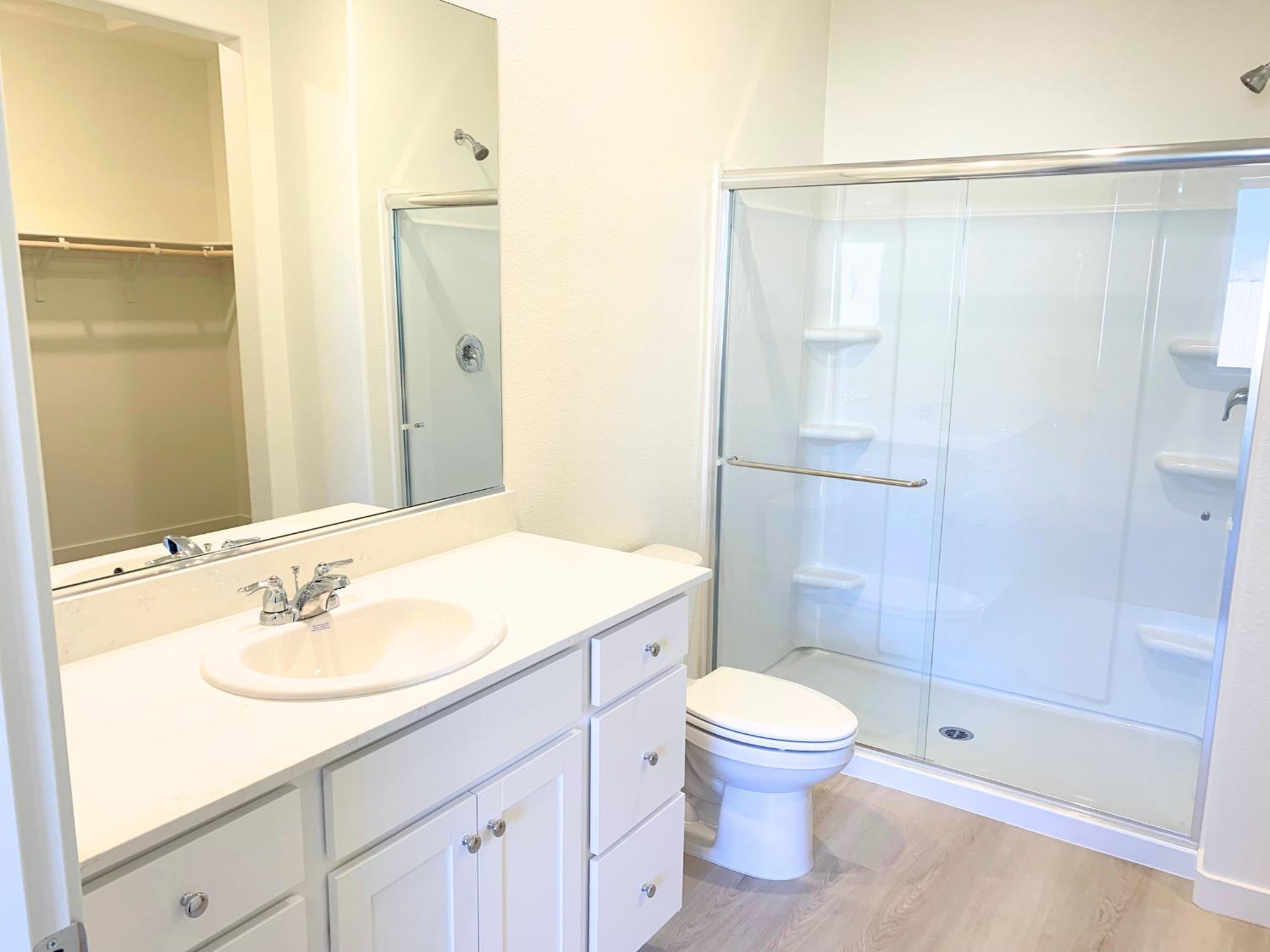 Detail Gallery Image 4 of 8 For 5063 E Cadence St, Stockton,  CA 95215 - 3 Beds | 2 Baths