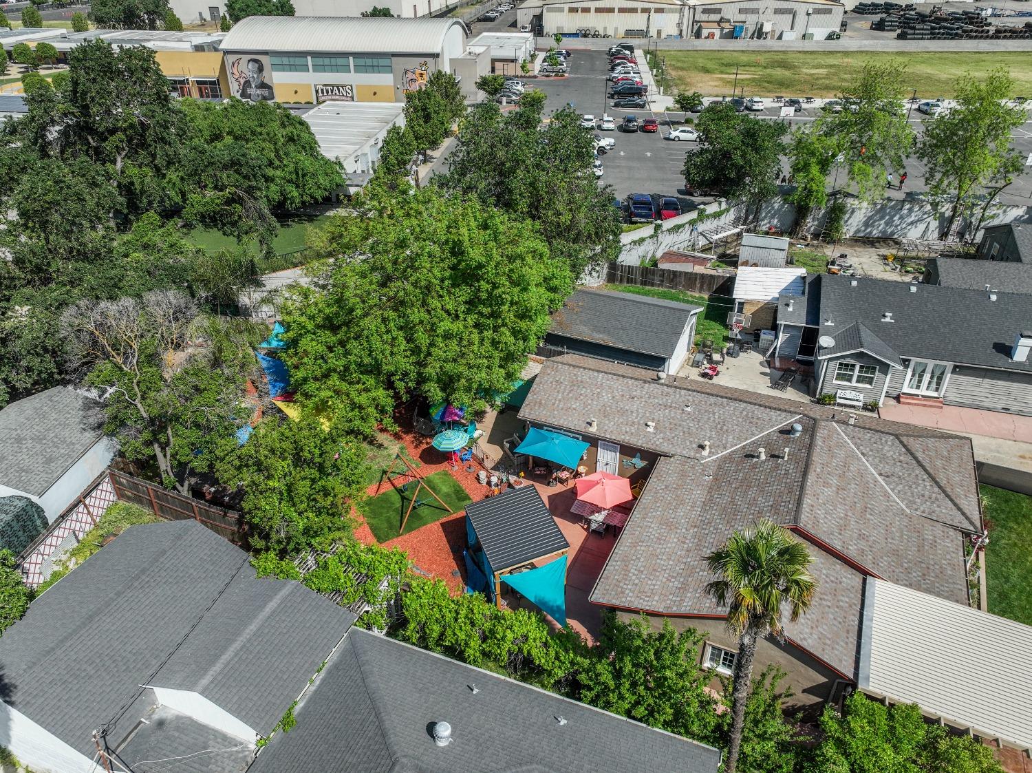 Detail Gallery Image 55 of 60 For 2021 N Sierra Nevada St, Stockton,  CA 95205 - 3 Beds | 2 Baths