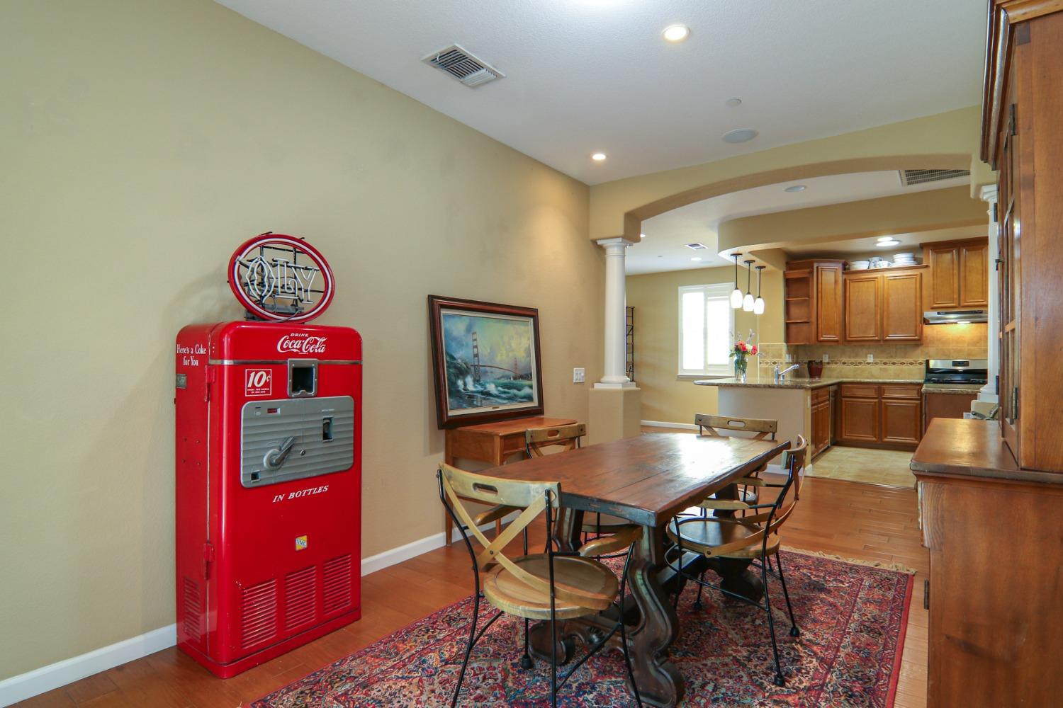 E Marseille Lane, Roseville, California image 19