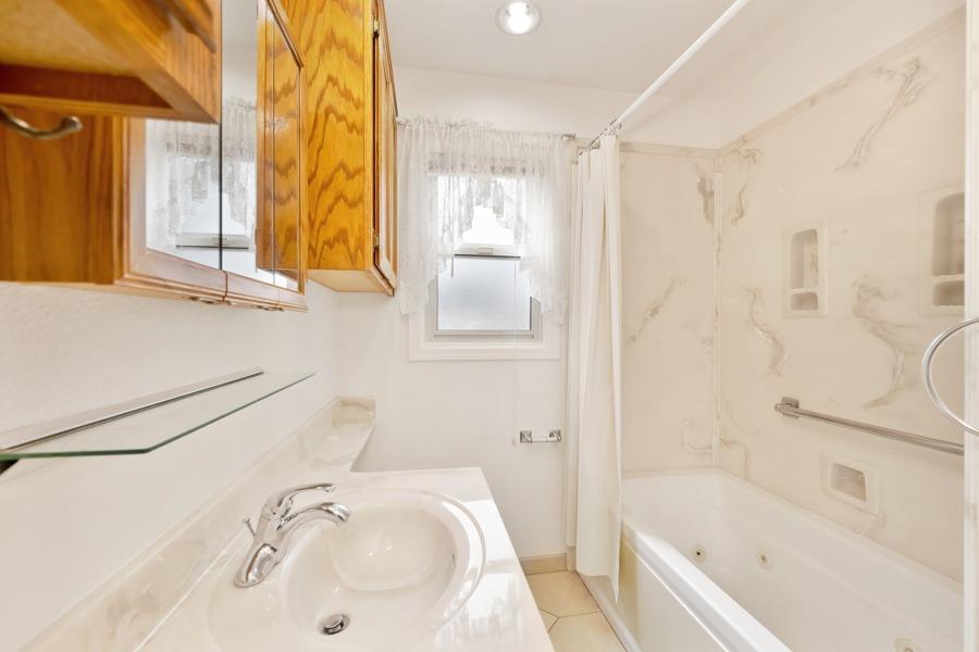 Detail Gallery Image 16 of 32 For 5424 Virginia Way, Sacramento,  CA 95822 - 3 Beds | 2 Baths