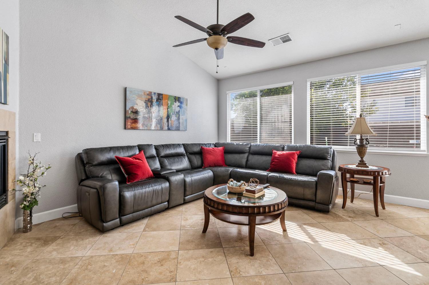 Detail Gallery Image 8 of 36 For 1762 Ashtree Ct, Tracy,  CA 95376 - 5 Beds | 4 Baths