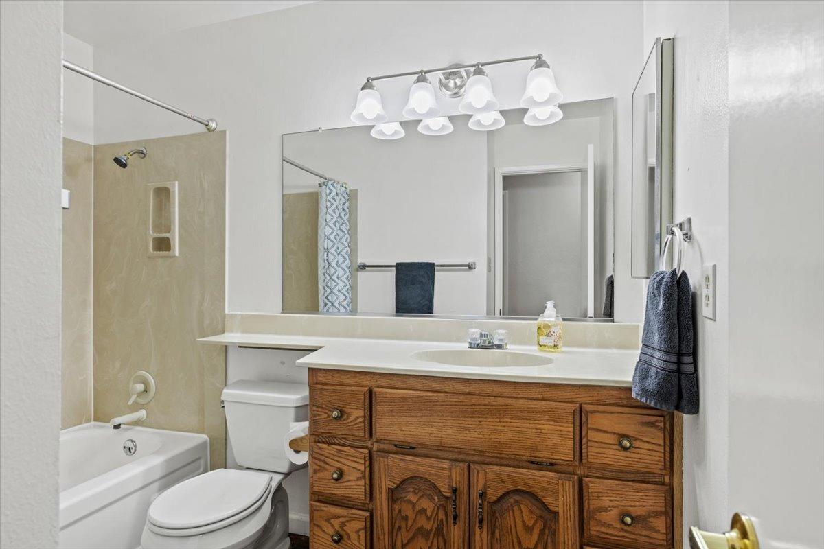 Detail Gallery Image 17 of 35 For 3538 Huntsman Dr, Sacramento,  CA 95826 - 4 Beds | 2 Baths