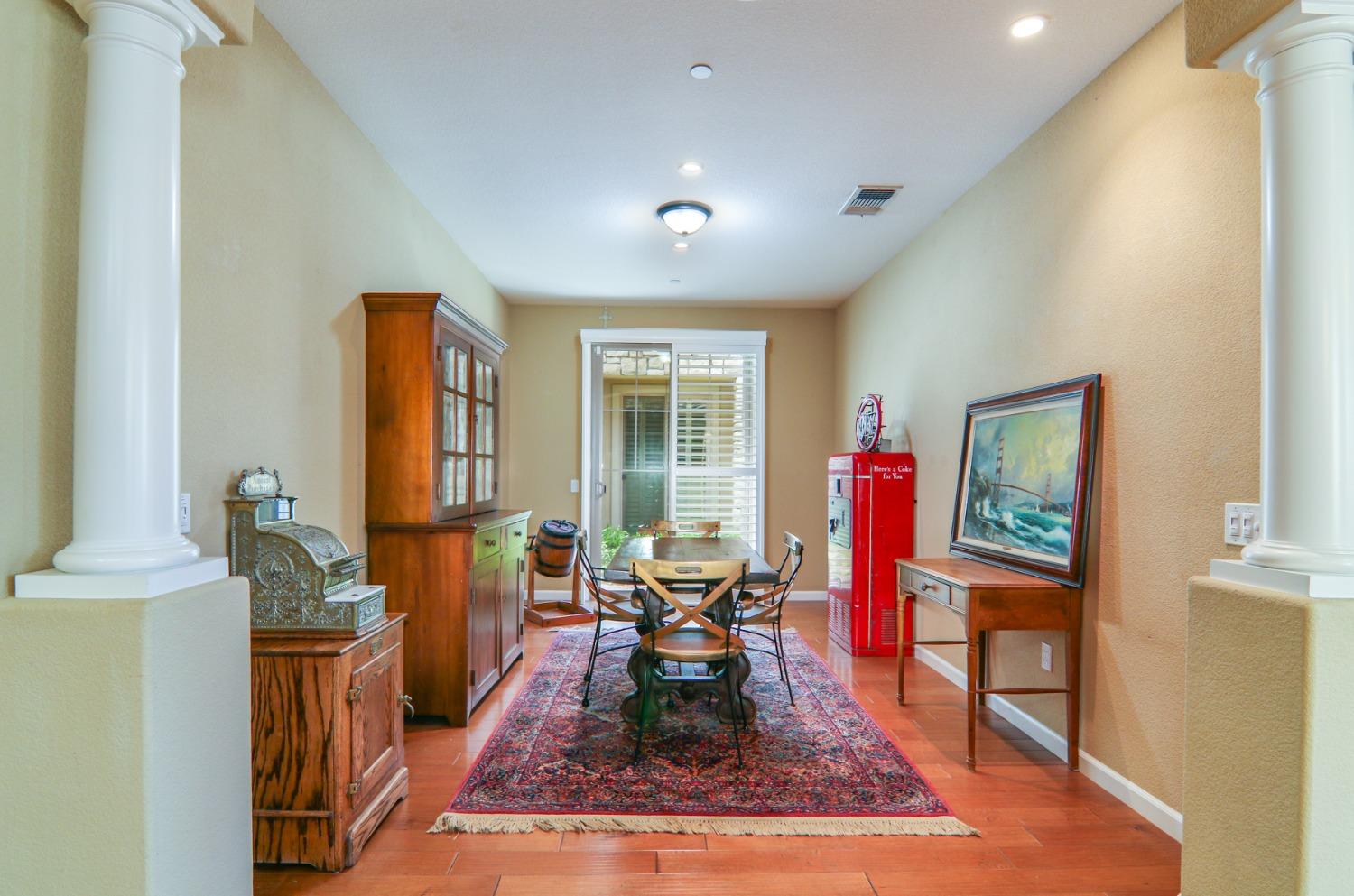 E Marseille Lane, Roseville, California image 17