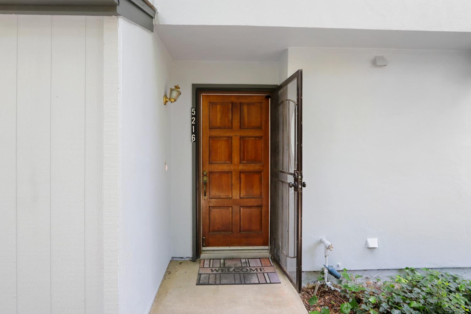 Photo #6: 225038808 Listing: Photo #6