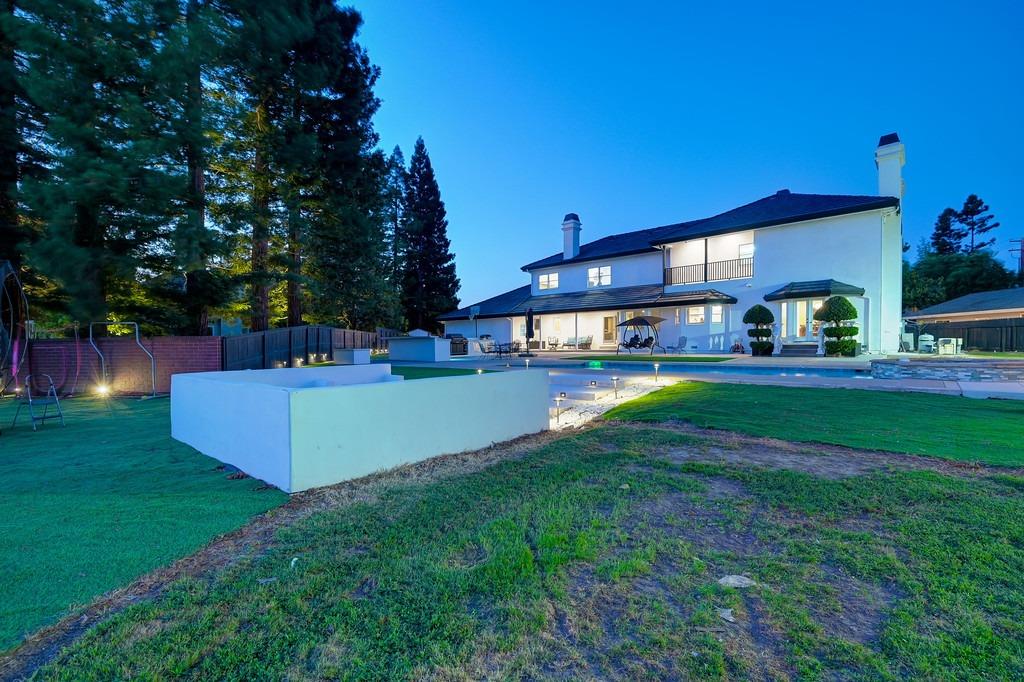 property-img