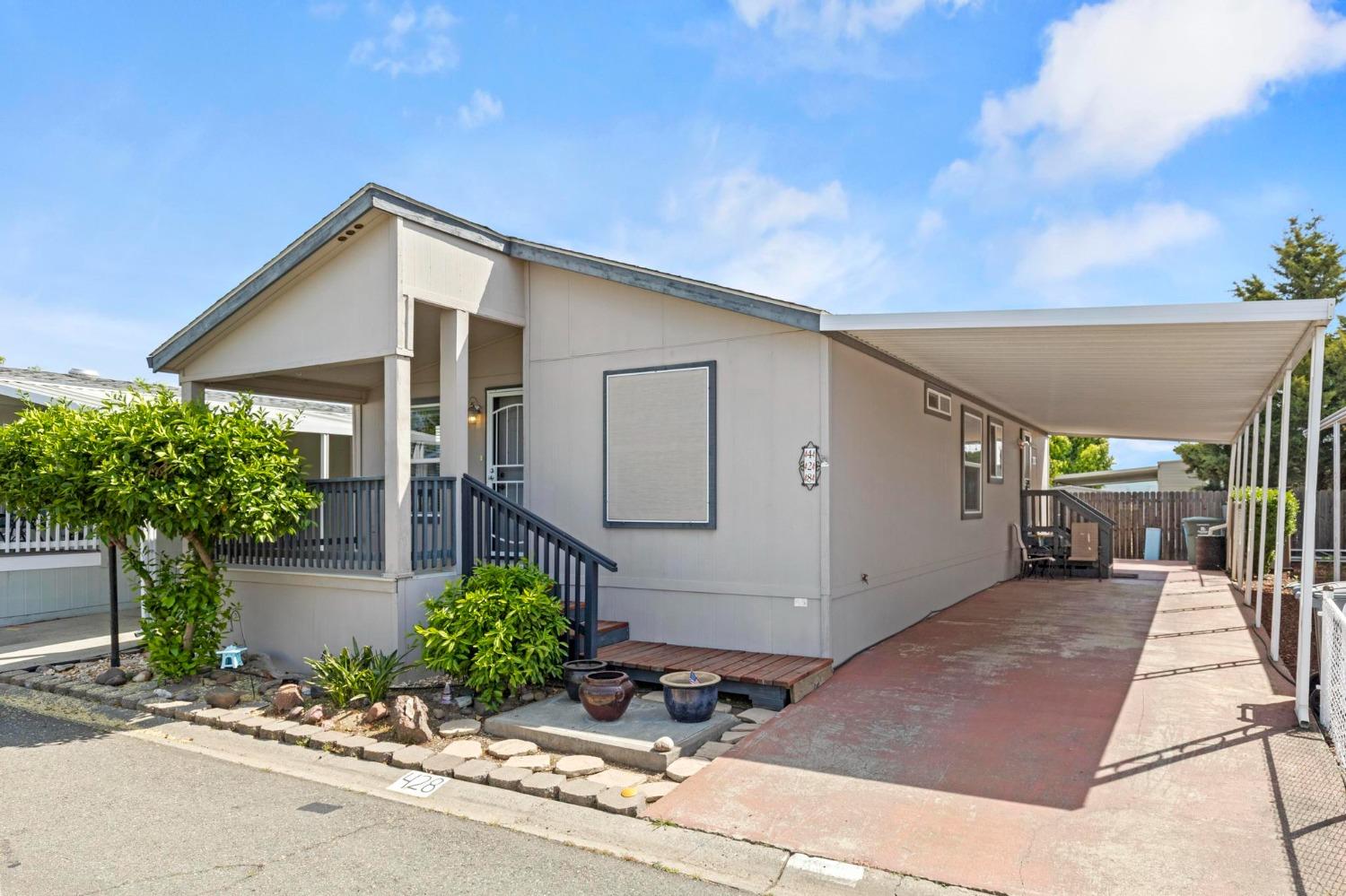 Detail Gallery Image 1 of 35 For 1155 Pease Rd 428, Yuba City,  CA 95991 - 2 Beds | 2 Baths