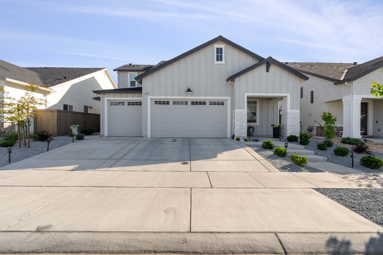 Wadsworth Circle, Roseville, California image 5
