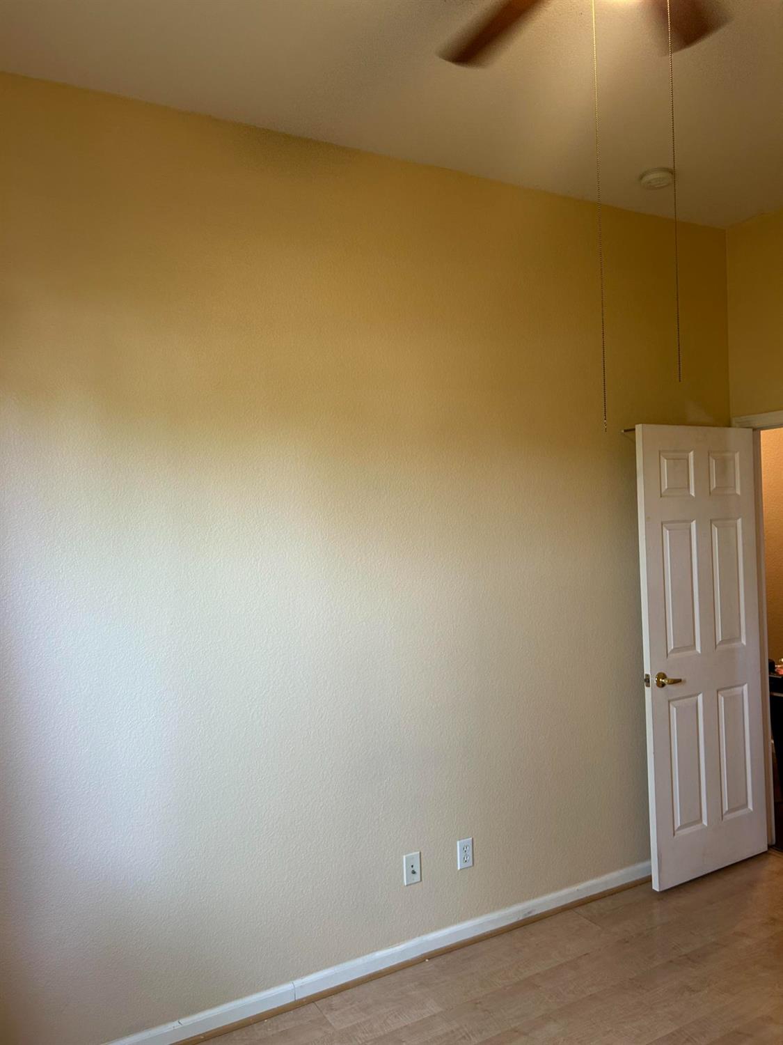 Detail Gallery Image 7 of 19 For 270 Wisteria Ln, Tracy,  CA 95377 - 4 Beds | 2 Baths