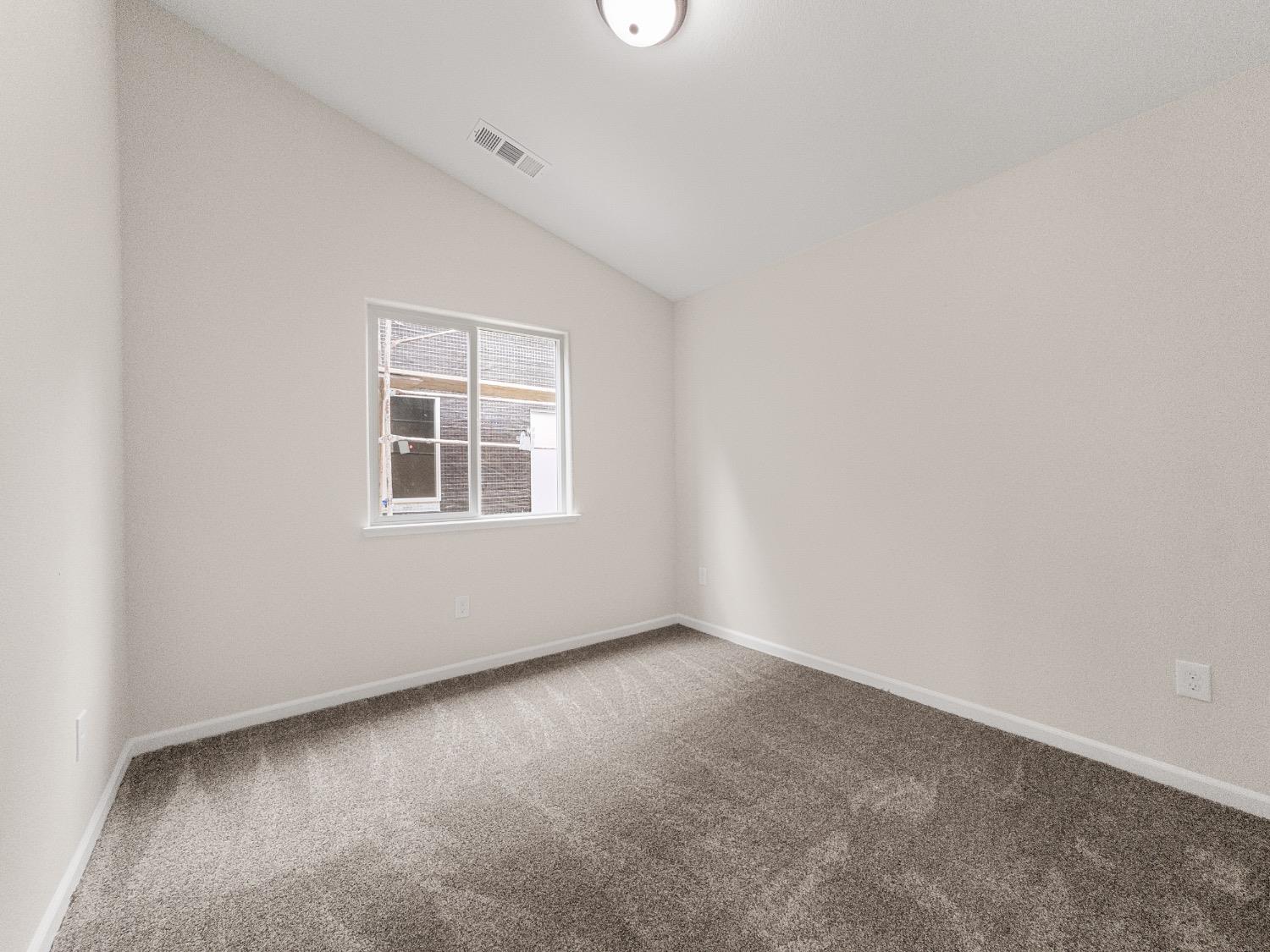 Detail Gallery Image 15 of 20 For 612 Blue Canyon Dr, Modesto,  CA 95354 - 4 Beds | 2 Baths