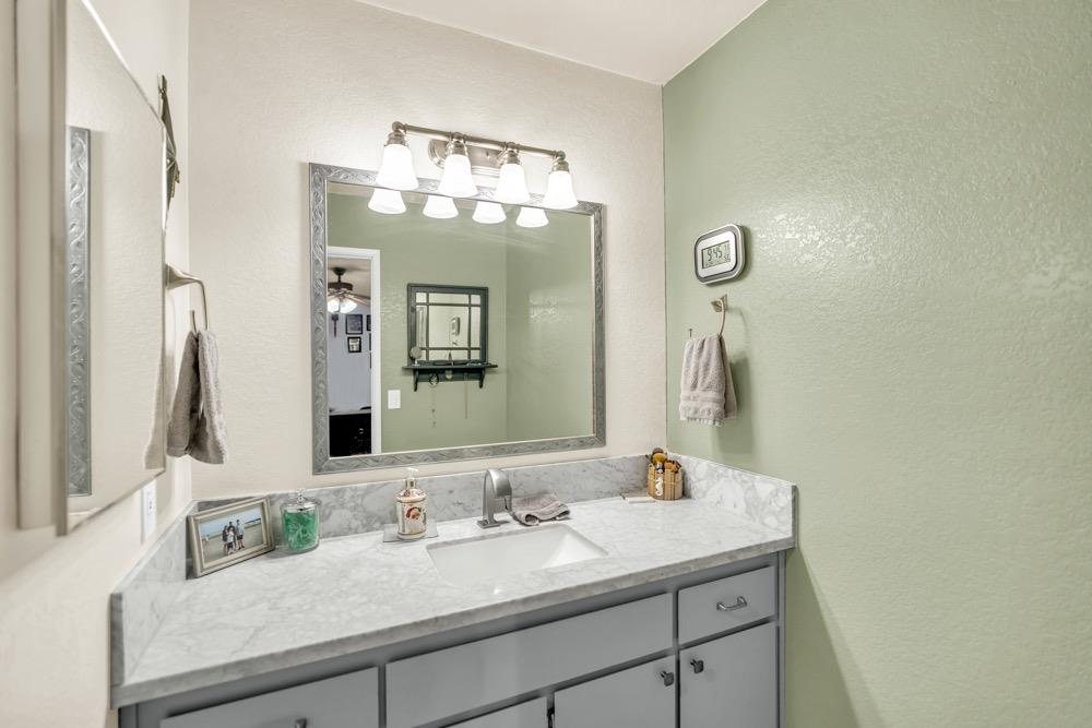 Sun Brae Court, Rio Linda, California image 25