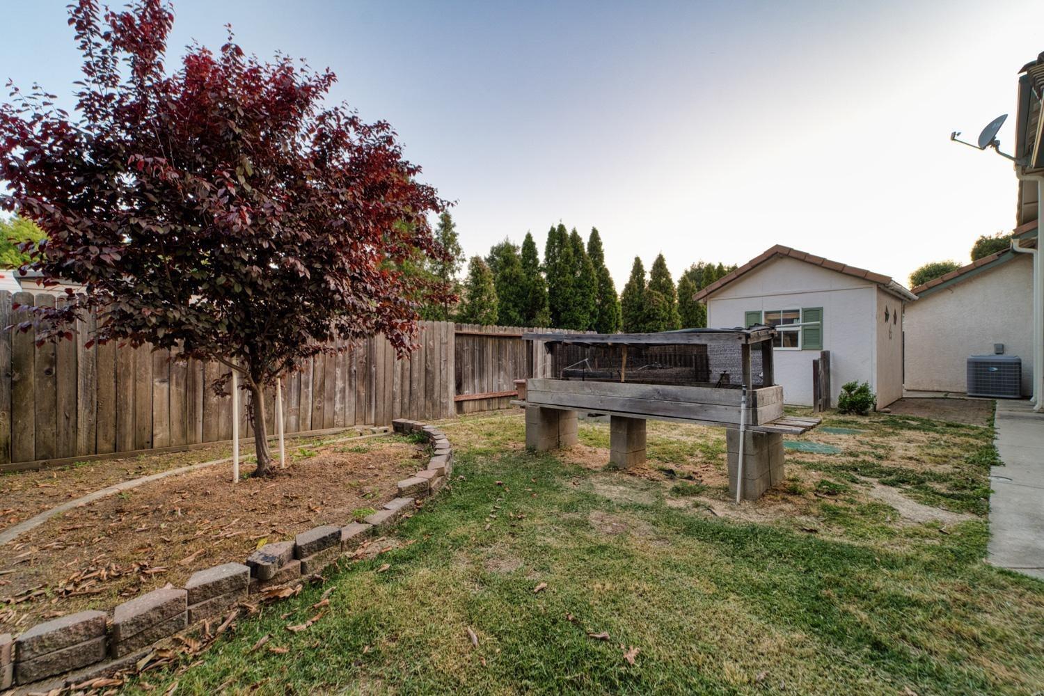 Detail Gallery Image 30 of 34 For 1749 Independence Dr, Yuba City,  CA 95993 - 3 Beds | 2 Baths