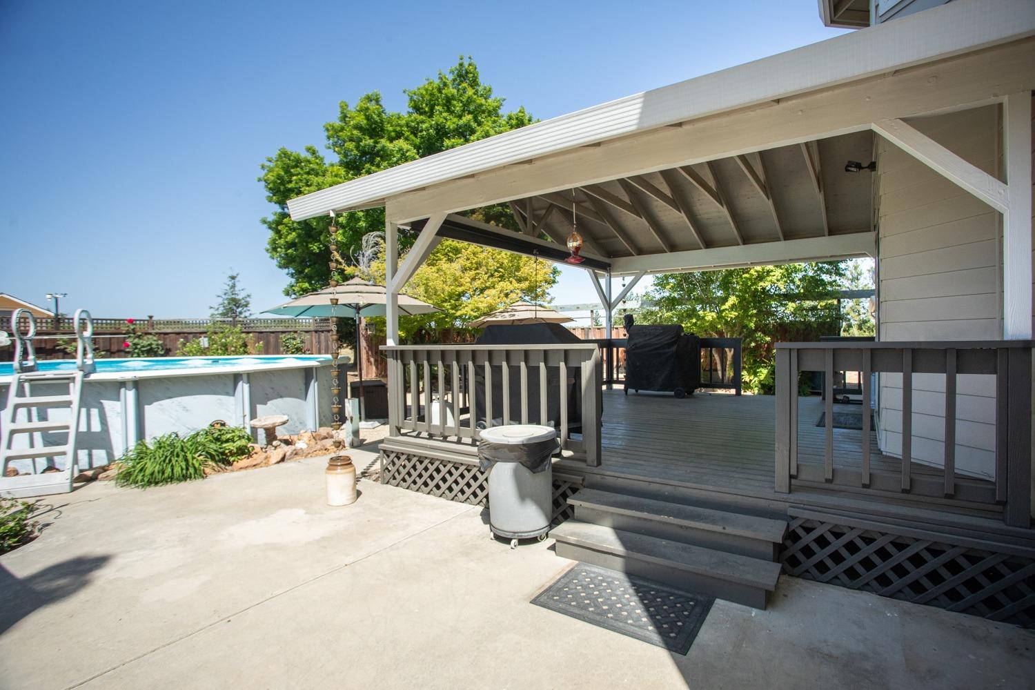 Detail Gallery Image 34 of 81 For 509 Wyer Rd, Arbuckle,  CA 95912 - 5 Beds | 2/1 Baths