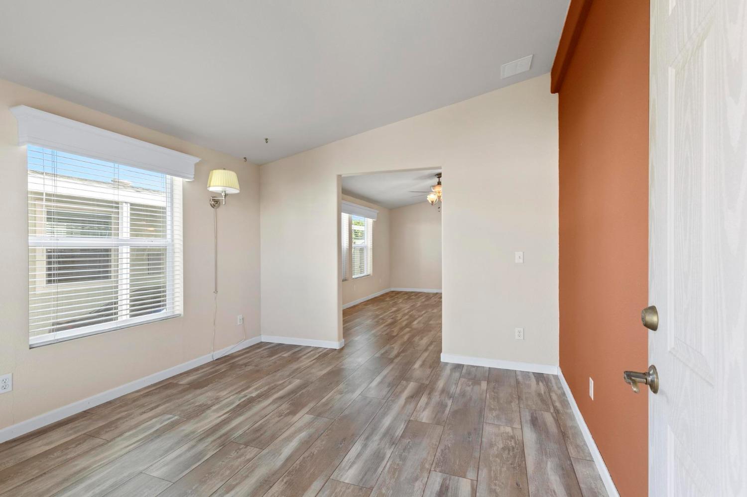 Detail Gallery Image 6 of 35 For 1155 Pease Rd 428, Yuba City,  CA 95991 - 2 Beds | 2 Baths