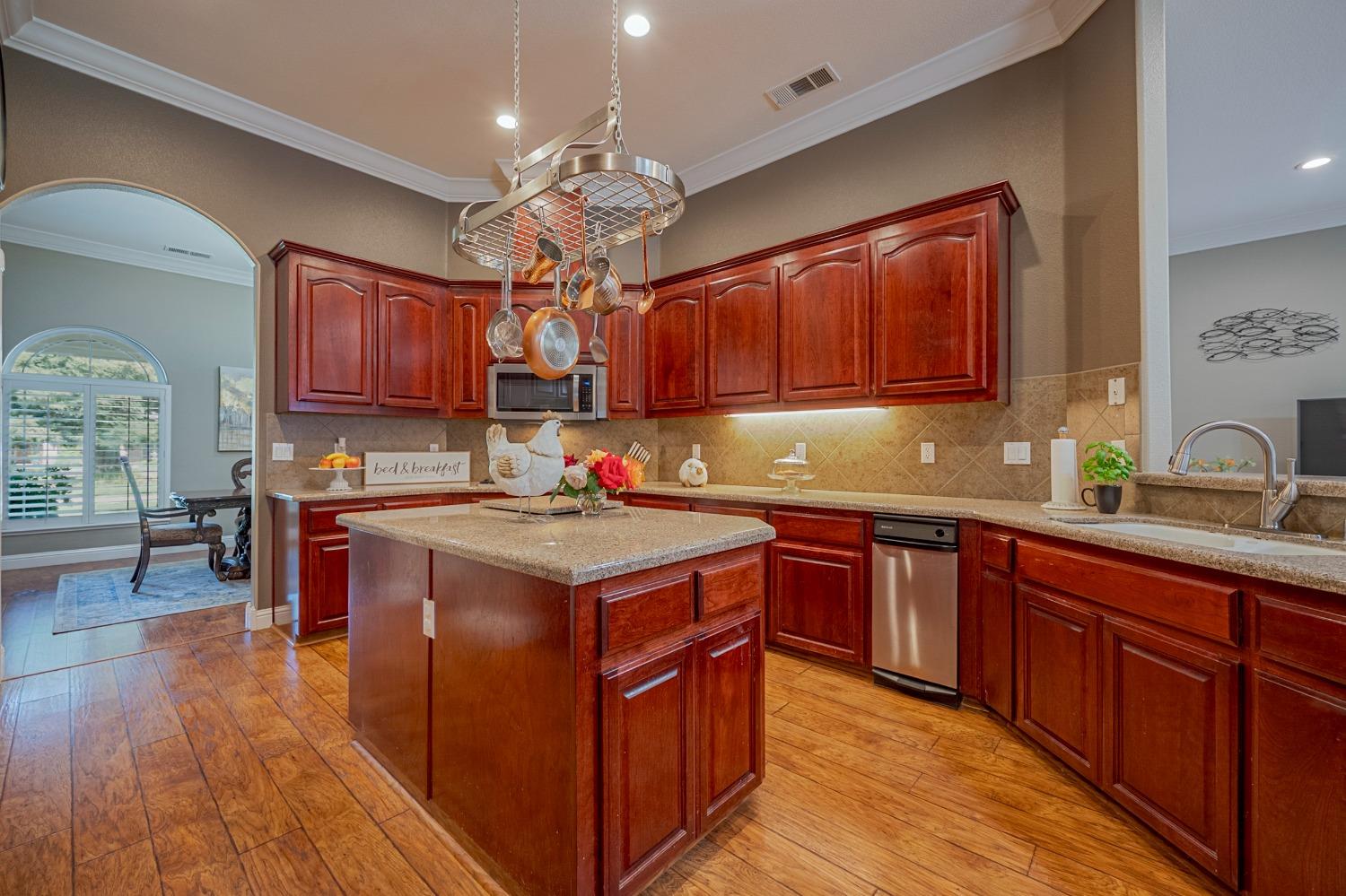 Detail Gallery Image 39 of 73 For 2223 Taylor Jean, Atwater,  CA 95301 - 4 Beds | 3 Baths