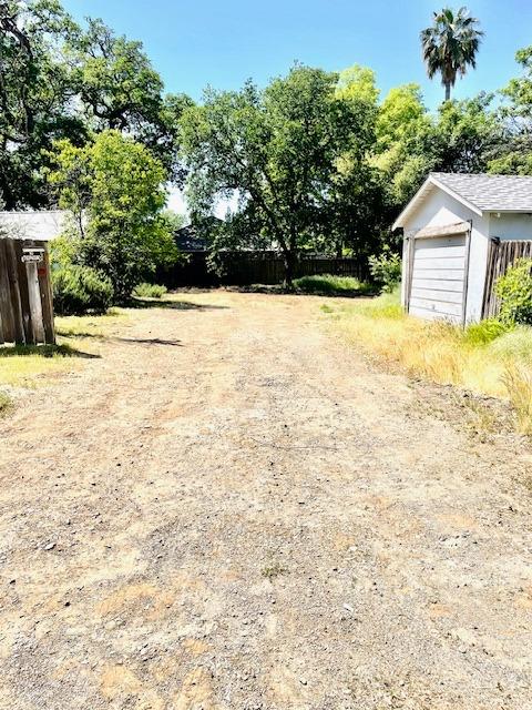 North Avenue, Chico, California image 29