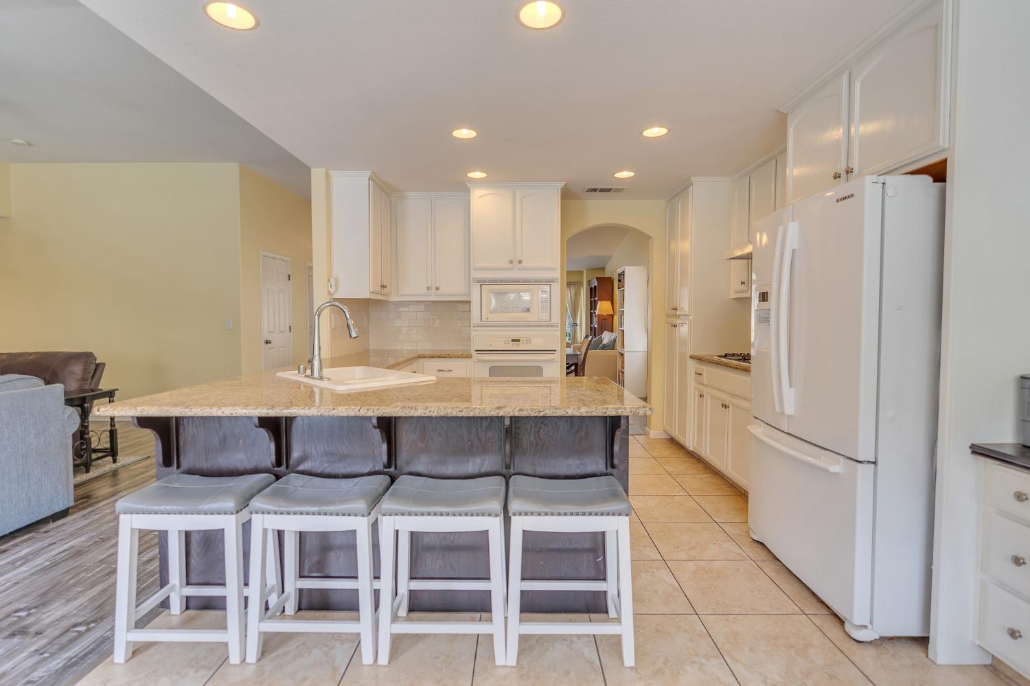 Detail Gallery Image 23 of 77 For 679 Birch Ave, Los Banos,  CA 93635 - 4 Beds | 2 Baths