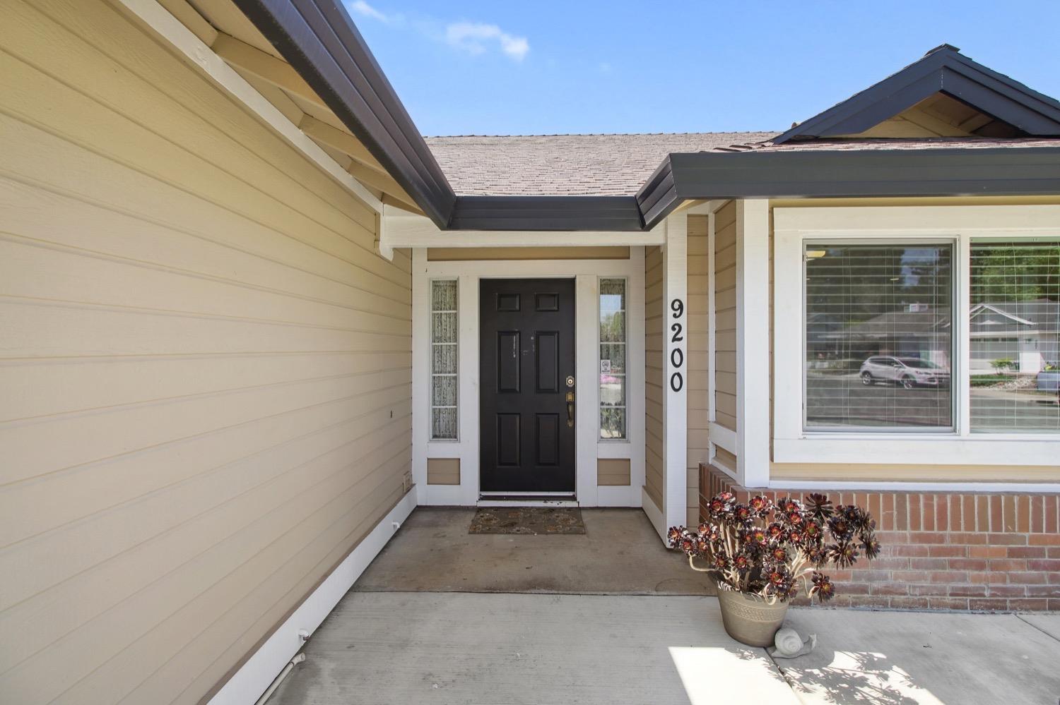 Adelante Court, Elk Grove, California image 4