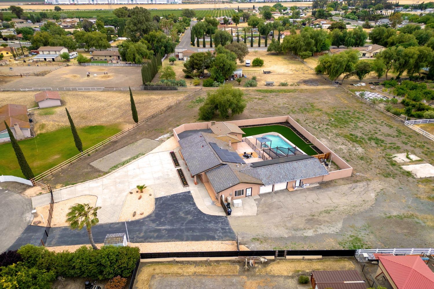 Detail Gallery Image 70 of 86 For 23155 Vaquero Ct, Tracy,  CA 95304 - 5 Beds | 3 Baths