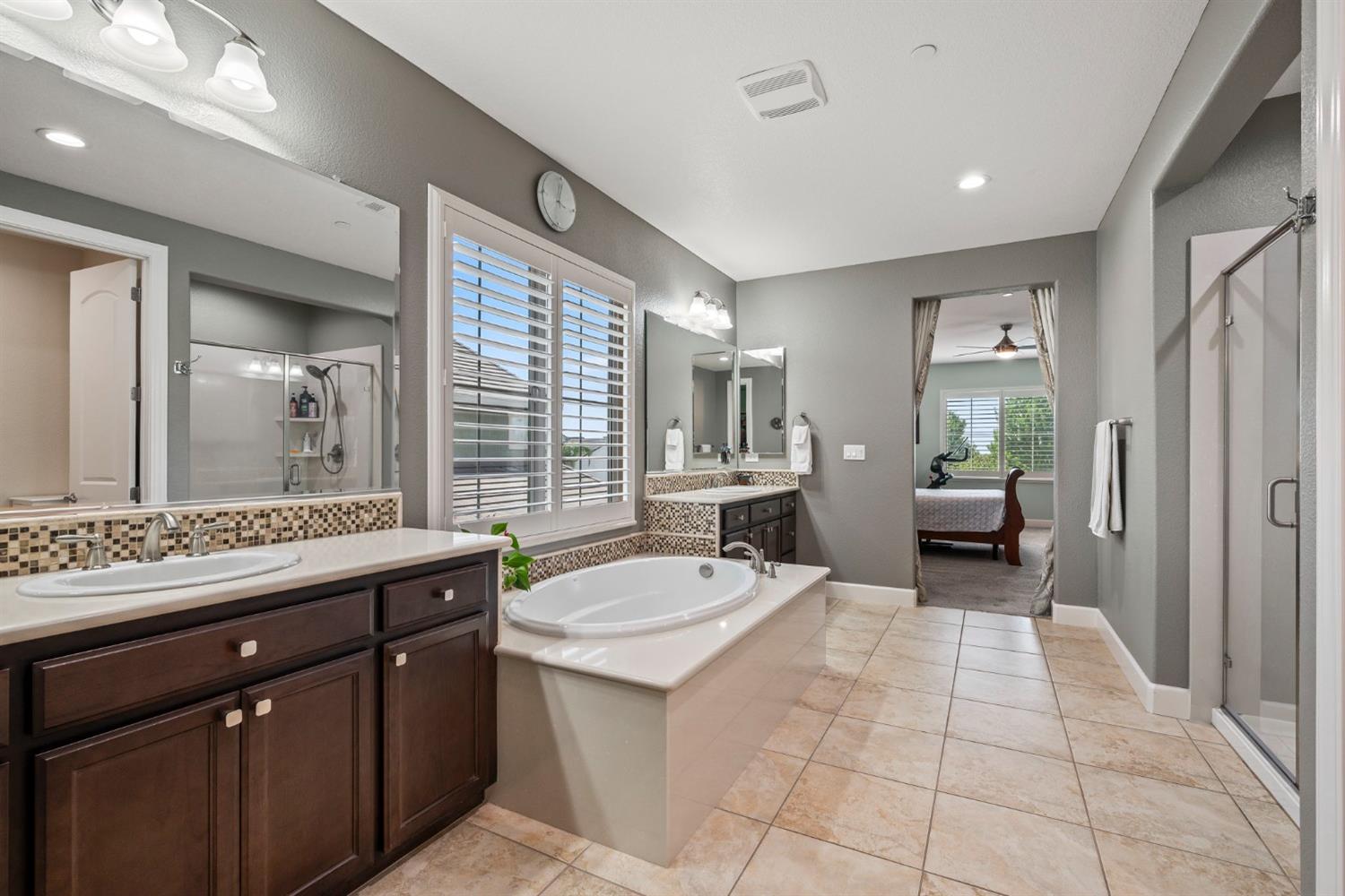 Detail Gallery Image 29 of 70 For 902 Anvil Cir, Rocklin,  CA 95765 - 4 Beds | 3 Baths