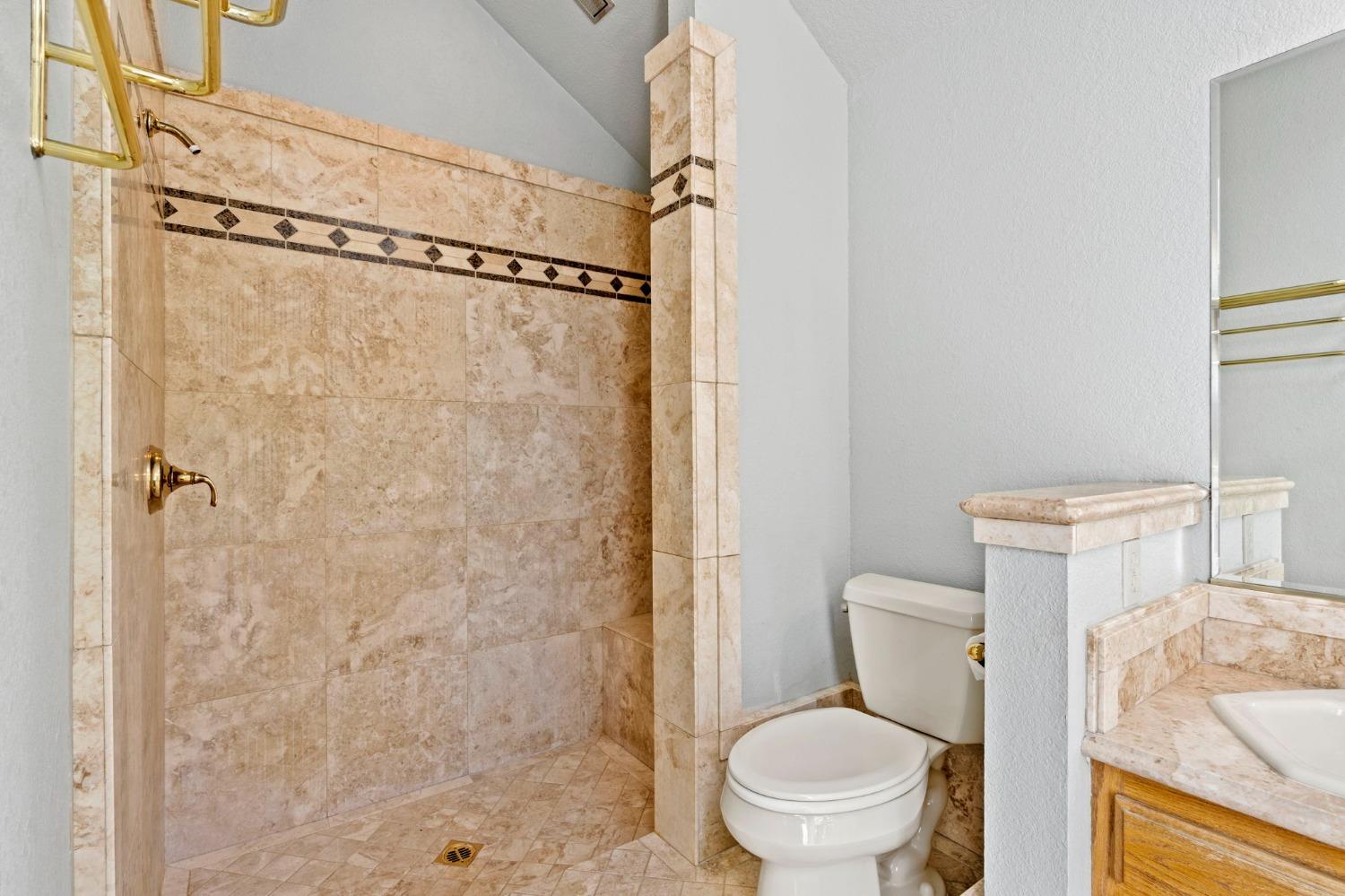 Ridgeview Drive, El Dorado Hills, California image 17