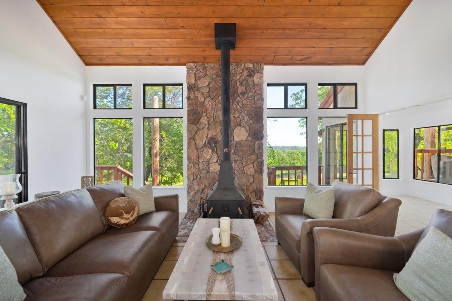 Detail Gallery Image 18 of 99 For 11700 Quail Rd, Auburn,  CA 95602 - 3 Beds | 2 Baths