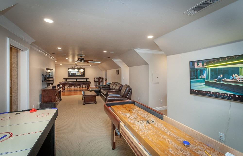 Detail Gallery Image 65 of 87 For 1111 Brighton Way, Lodi,  CA 95242 - 4 Beds | 3/1 Baths