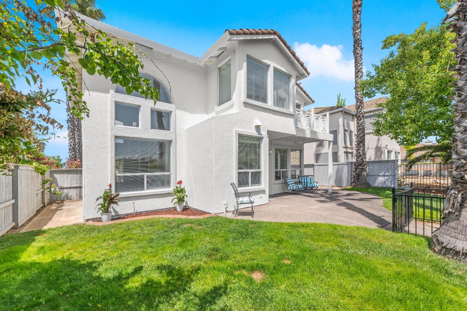 W Island Court, Elk Grove, California image 40