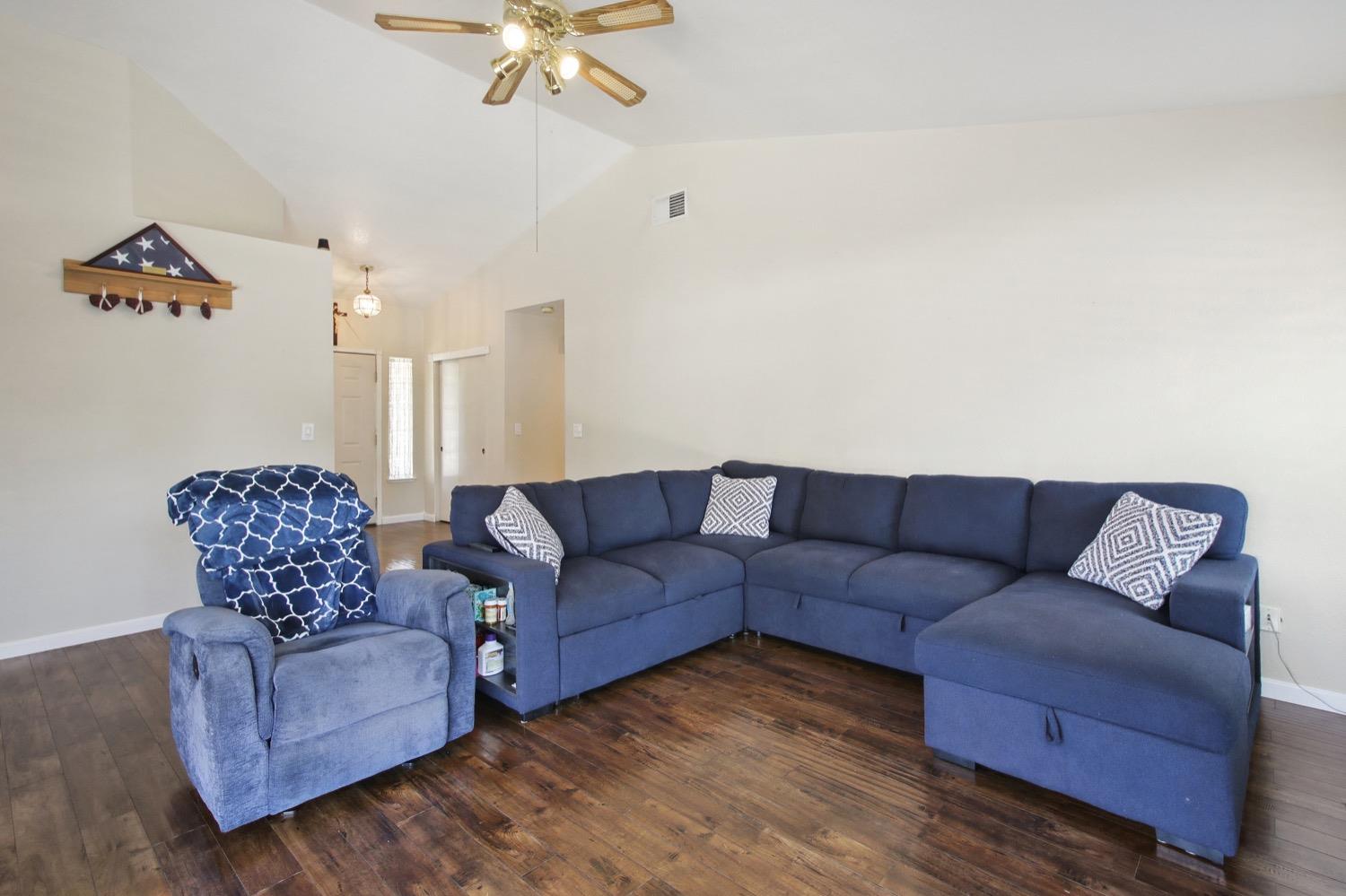 Adelante Court, Elk Grove, California image 8