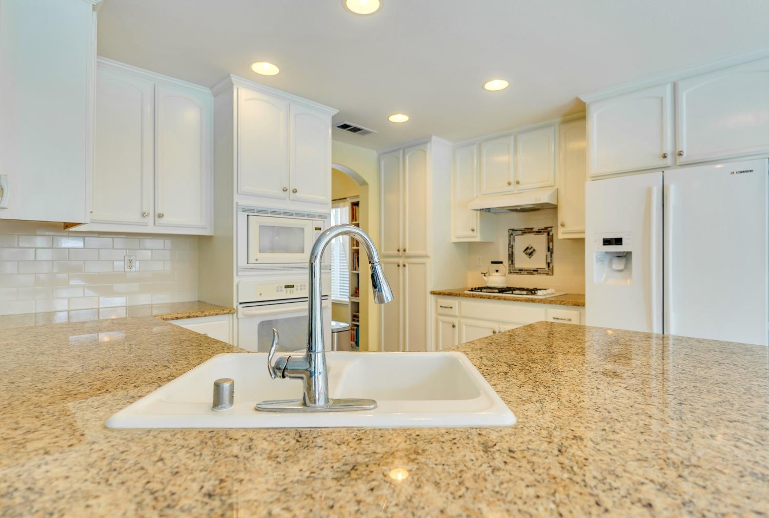Detail Gallery Image 15 of 77 For 679 Birch Ave, Los Banos,  CA 93635 - 4 Beds | 2 Baths