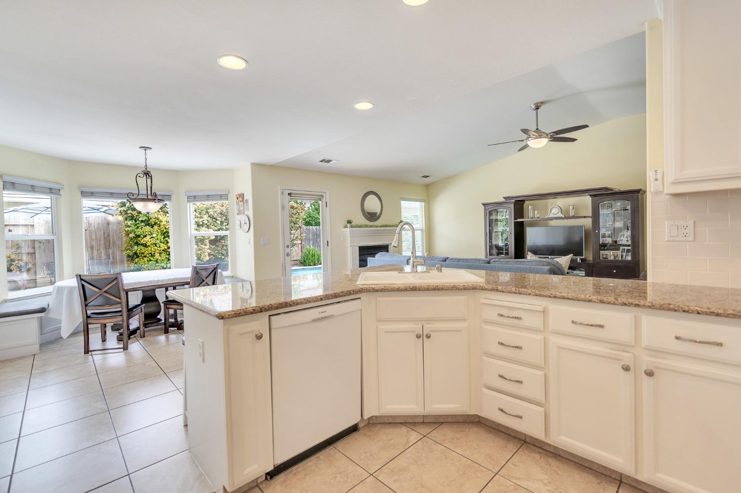 Detail Gallery Image 26 of 77 For 679 Birch Ave, Los Banos,  CA 93635 - 4 Beds | 2 Baths