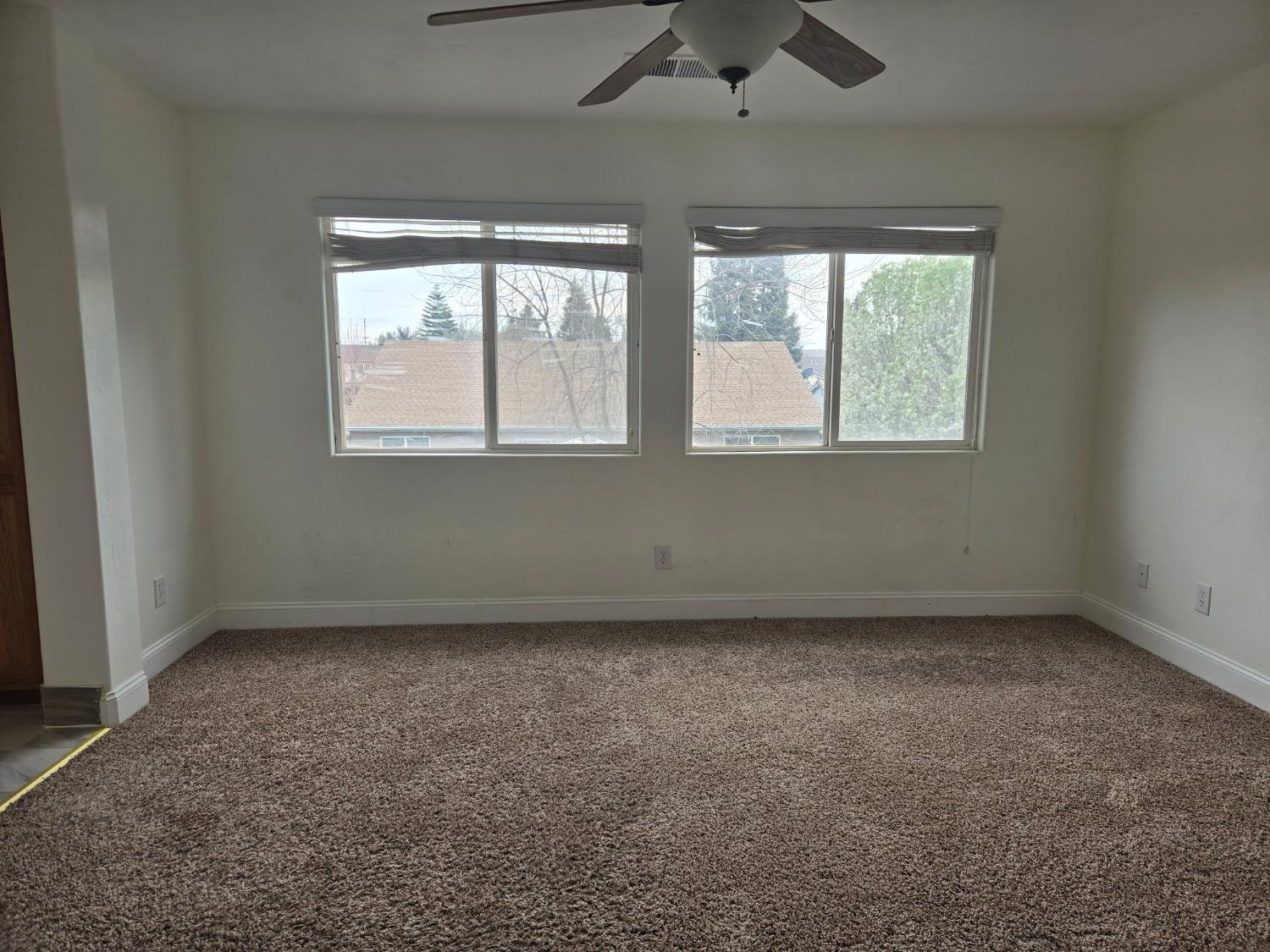Detail Gallery Image 5 of 21 For 2851 W Sedona Ave, Visalia,  CA 93291 - 4 Beds | 2/1 Baths