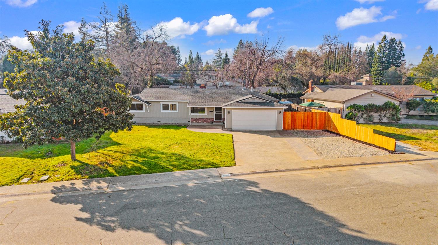 Mohawk Way, Fair Oaks, California image 3