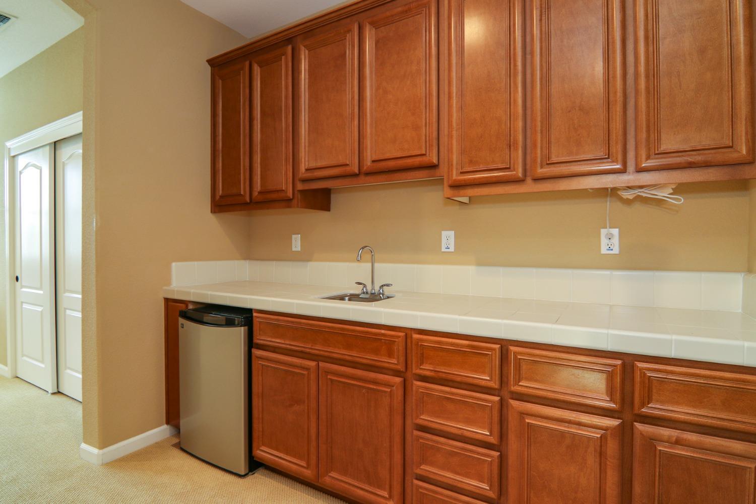 E Marseille Lane, Roseville, California image 33