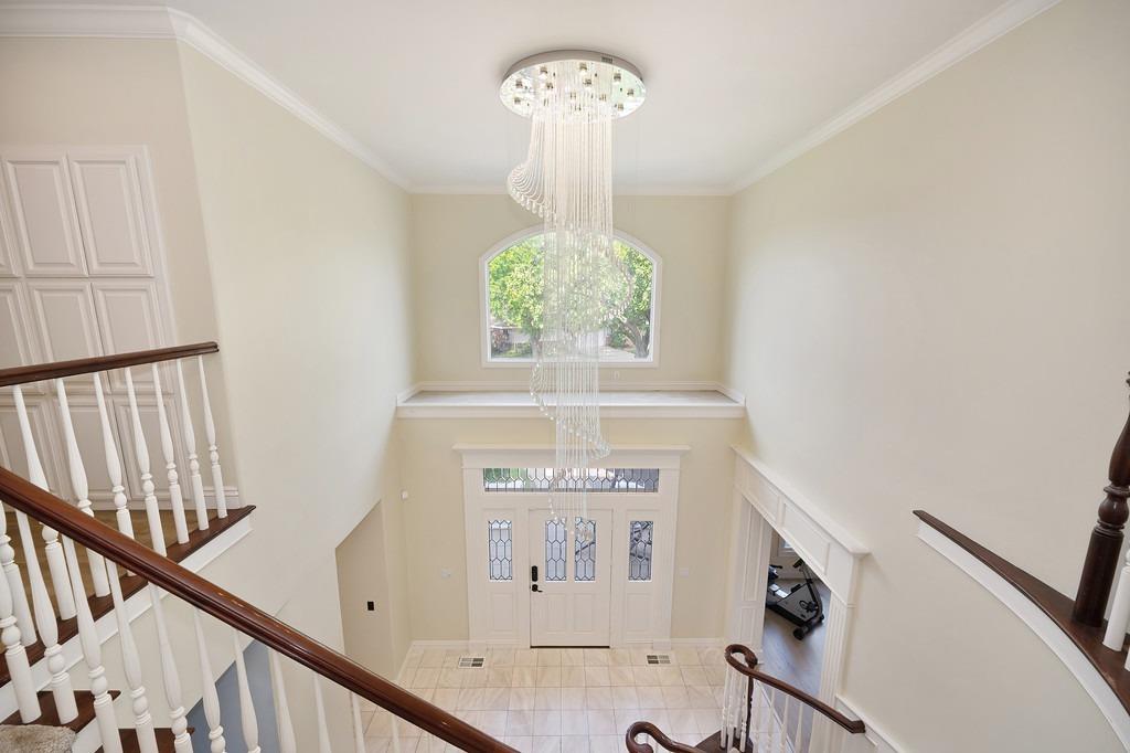 property-img