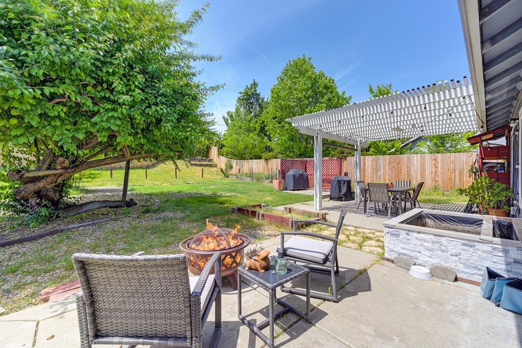 Foxwood Court, Citrus Heights, California image 23