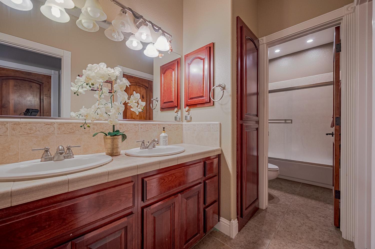 Detail Gallery Image 64 of 73 For 2223 Taylor Jean, Atwater,  CA 95301 - 4 Beds | 3 Baths