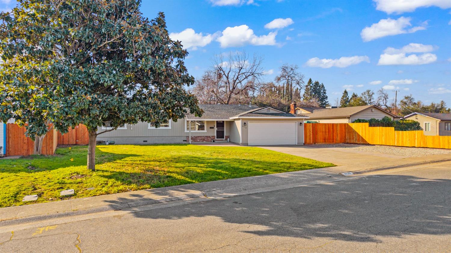 Mohawk Way, Fair Oaks, California image 4