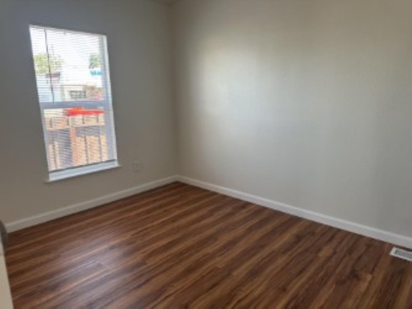 Detail Gallery Image 9 of 13 For 2225 W Capitol Ave 92, West Sacramento,  CA 95691 - 2 Beds | 1 Baths