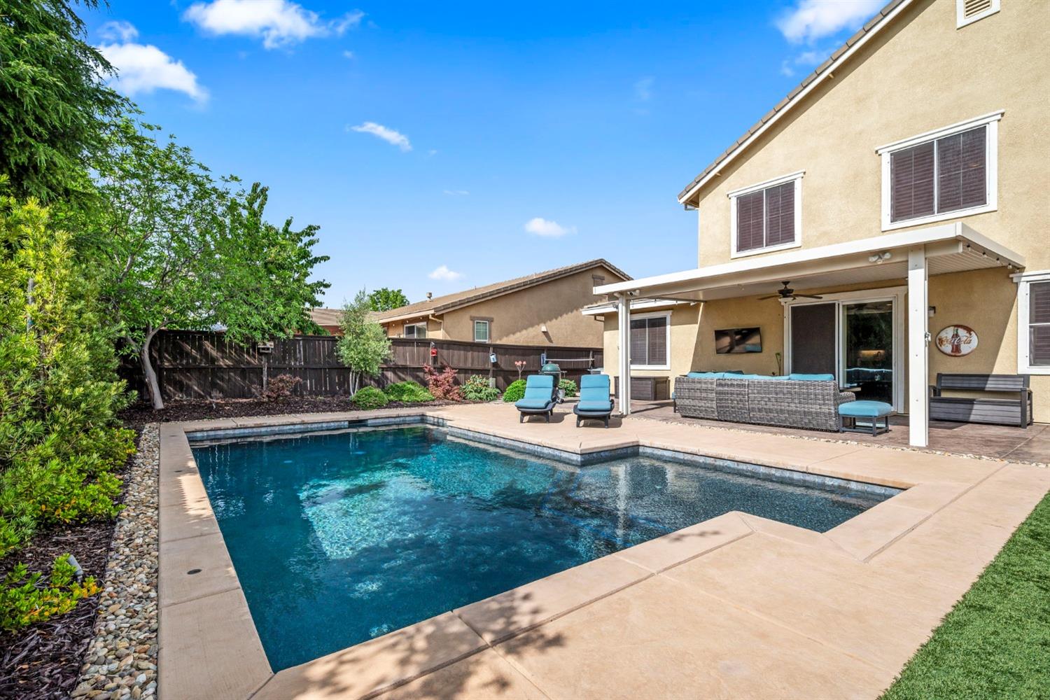 Detail Gallery Image 40 of 70 For 902 Anvil Cir, Rocklin,  CA 95765 - 4 Beds | 3 Baths