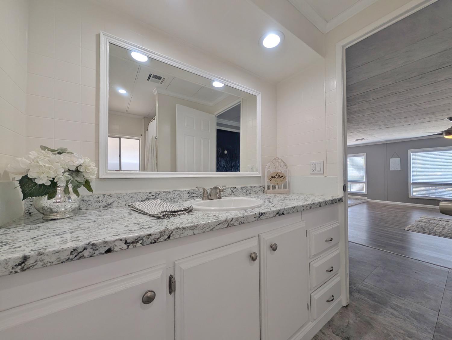 Detail Gallery Image 40 of 67 For 4900 N Hwy 99, Stockton,  CA 95212 - 3 Beds | 2 Baths