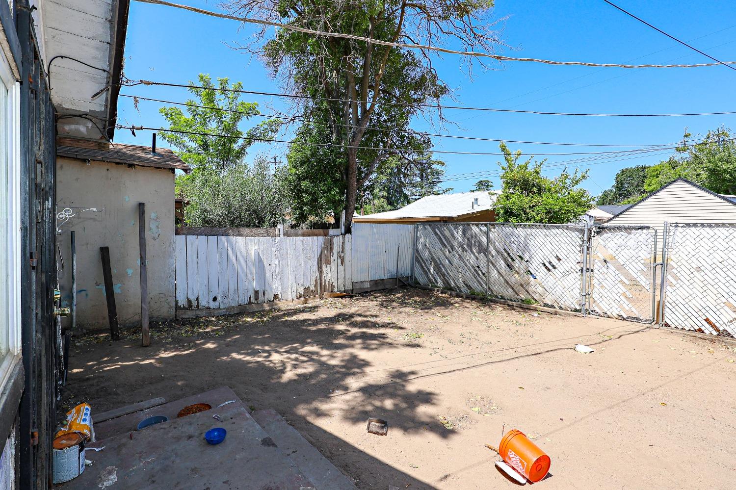 Virginia Street, Manteca, California image 20