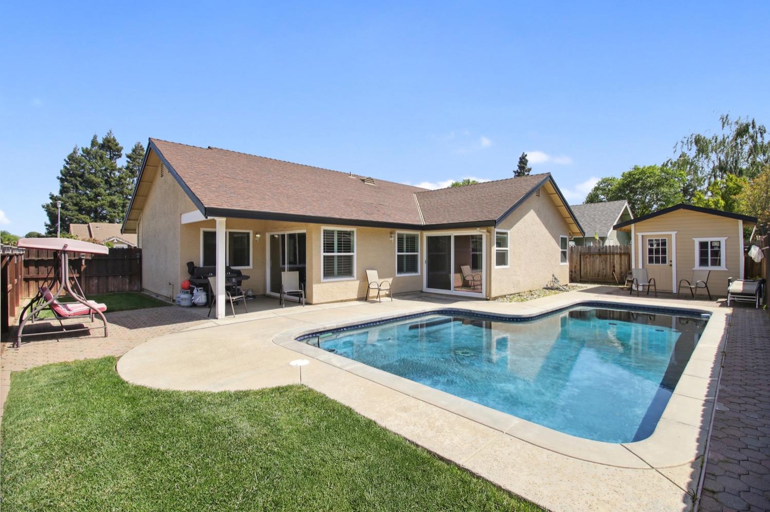 Adelante Court, Elk Grove, California image 2