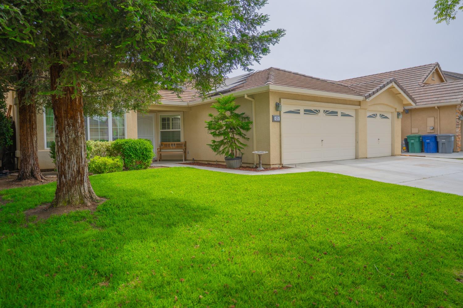 Detail Gallery Image 3 of 77 For 679 Birch Ave, Los Banos,  CA 93635 - 4 Beds | 2 Baths