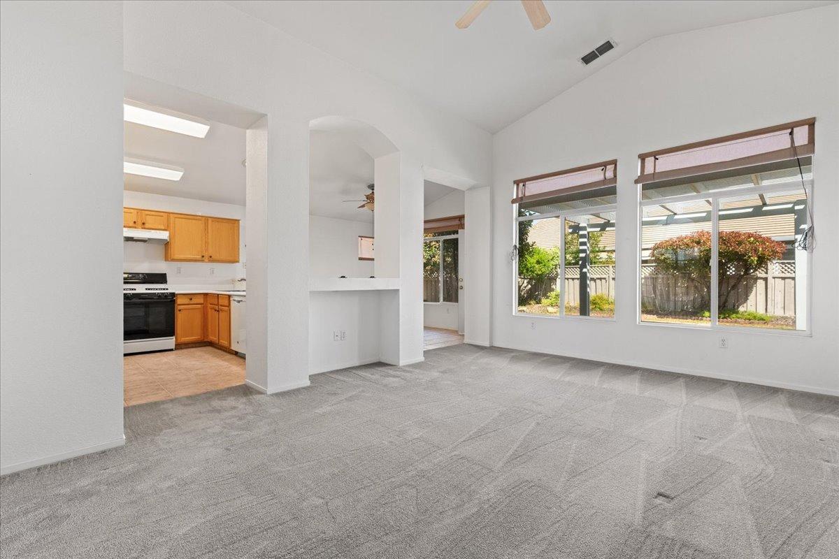 Timberrose Way, Roseville, California image 11