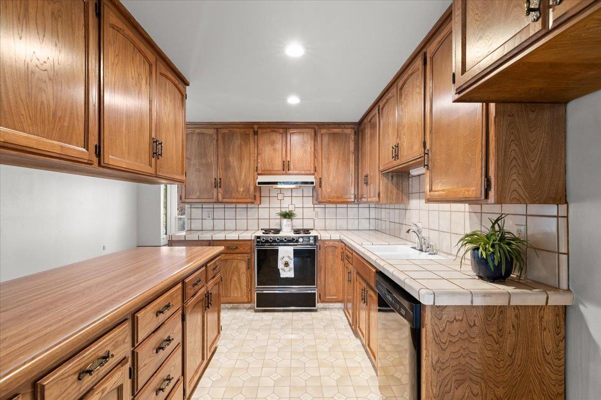 Detail Gallery Image 21 of 72 For 23786 Alice Rd, Manteca,  CA 95337 - 4 Beds | 2 Baths