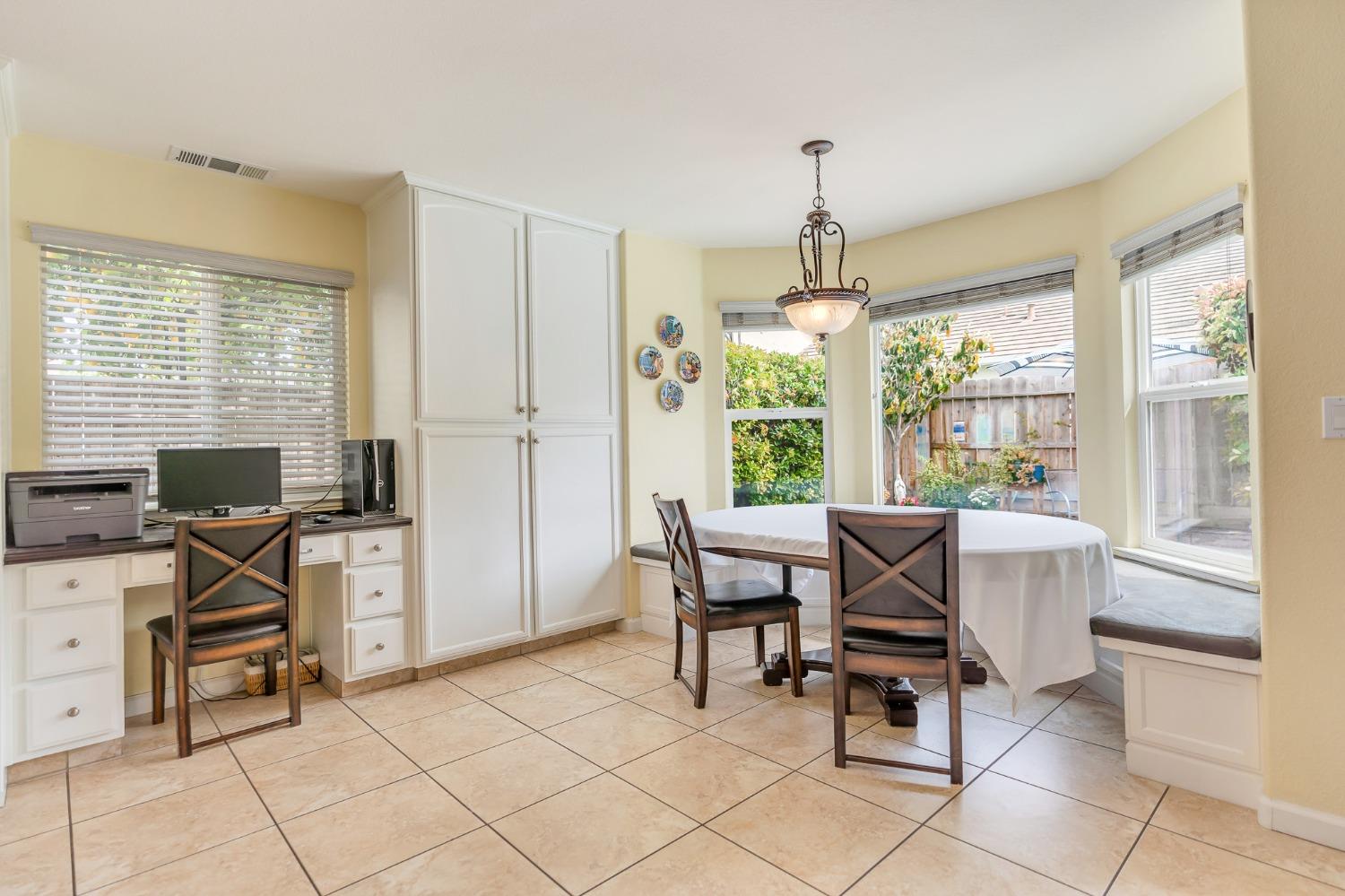 Detail Gallery Image 22 of 77 For 679 Birch Ave, Los Banos,  CA 93635 - 4 Beds | 2 Baths