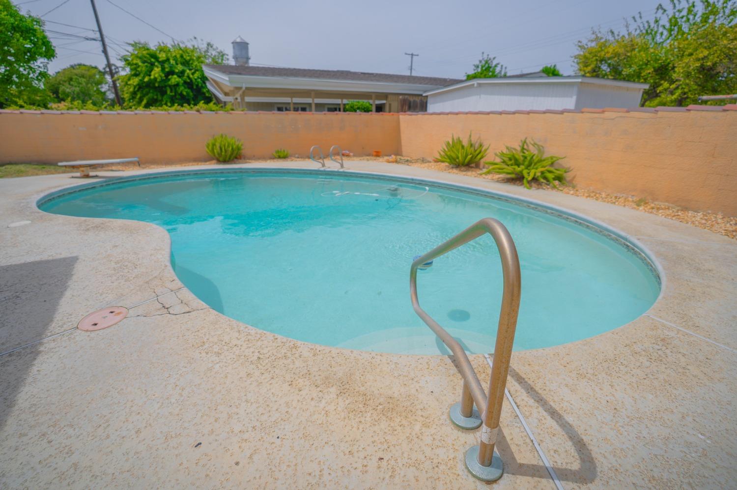 Detail Gallery Image 69 of 87 For 1735 S 6th St, Los Banos,  CA 93635 - 3 Beds | 3 Baths